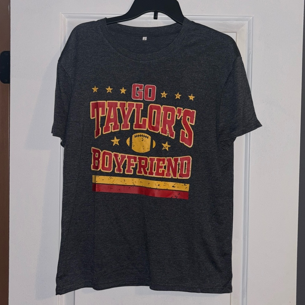 Go Taylor's Boyfriend T-Shirt